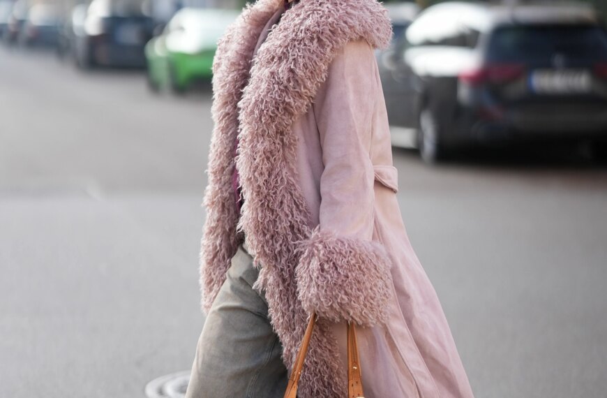 Рудувато-пурпурні кеди: головний бум сезону.