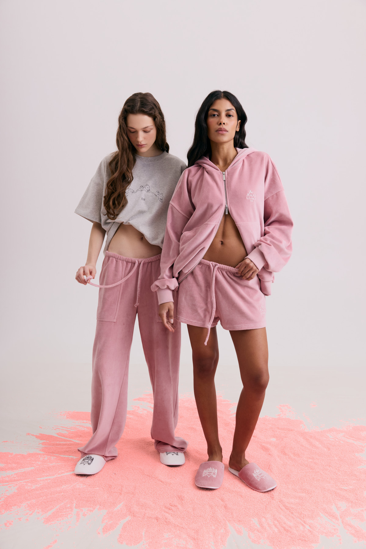 Поради для покупок: освіжаємо весняний гардероб стильними речами від українських марок
1