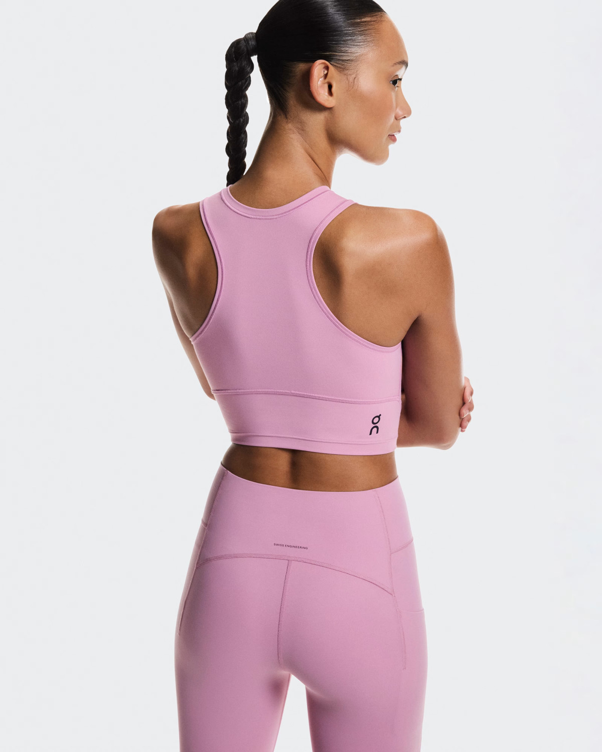 Справжній вибір фітнес-красунь: провідні марки для йоги та пілатесу
12