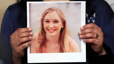 Хто така Вірджинія Джуффре? Що потрібно знати про обвинувача принца…