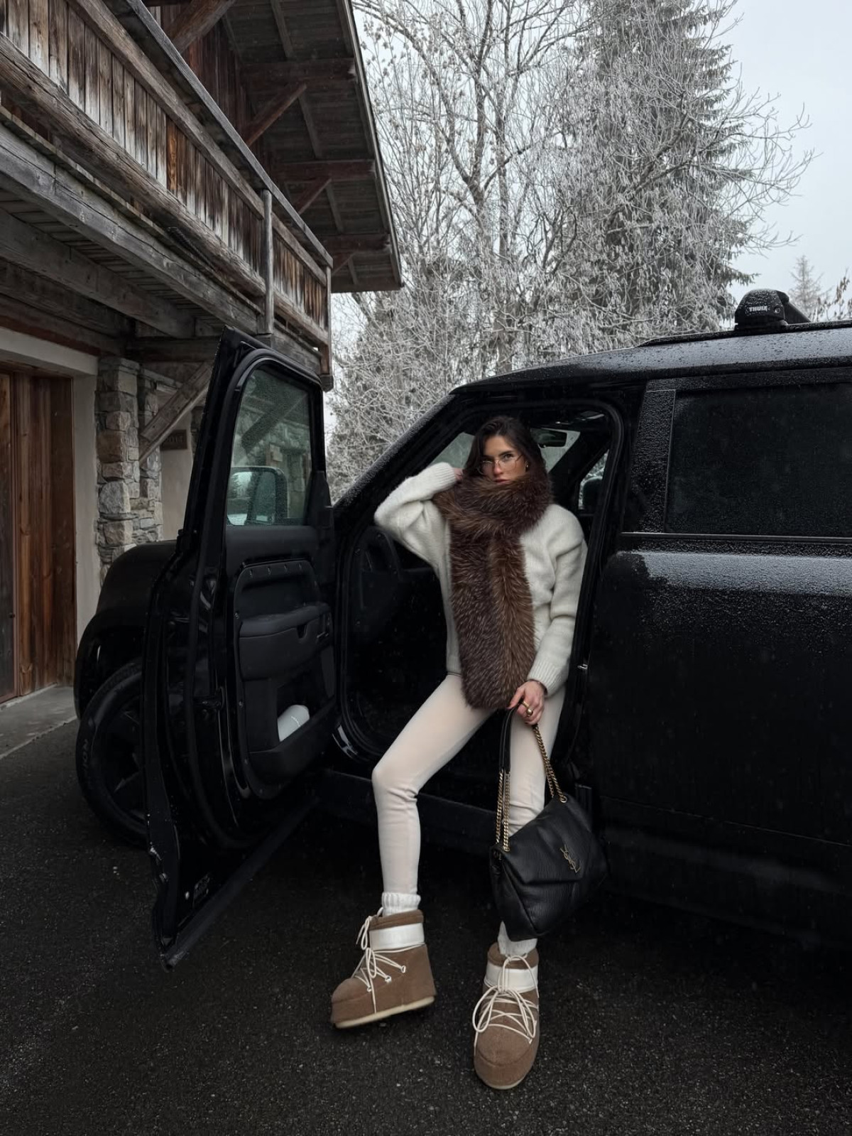 Мороз і стиль: 5 порад, як одягатися модно в холодну погоду.
0