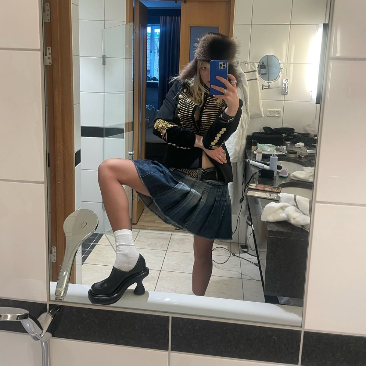 Армійський жакет знову в моді: чи буде це найпопулярніша річ цього сезону?
1