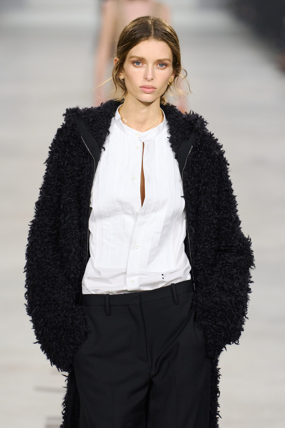 Марія Грація К'юрі вперше у Fendi: невже це справді настільки нецікаво, як стверджує онлайн модна тусовка?
8