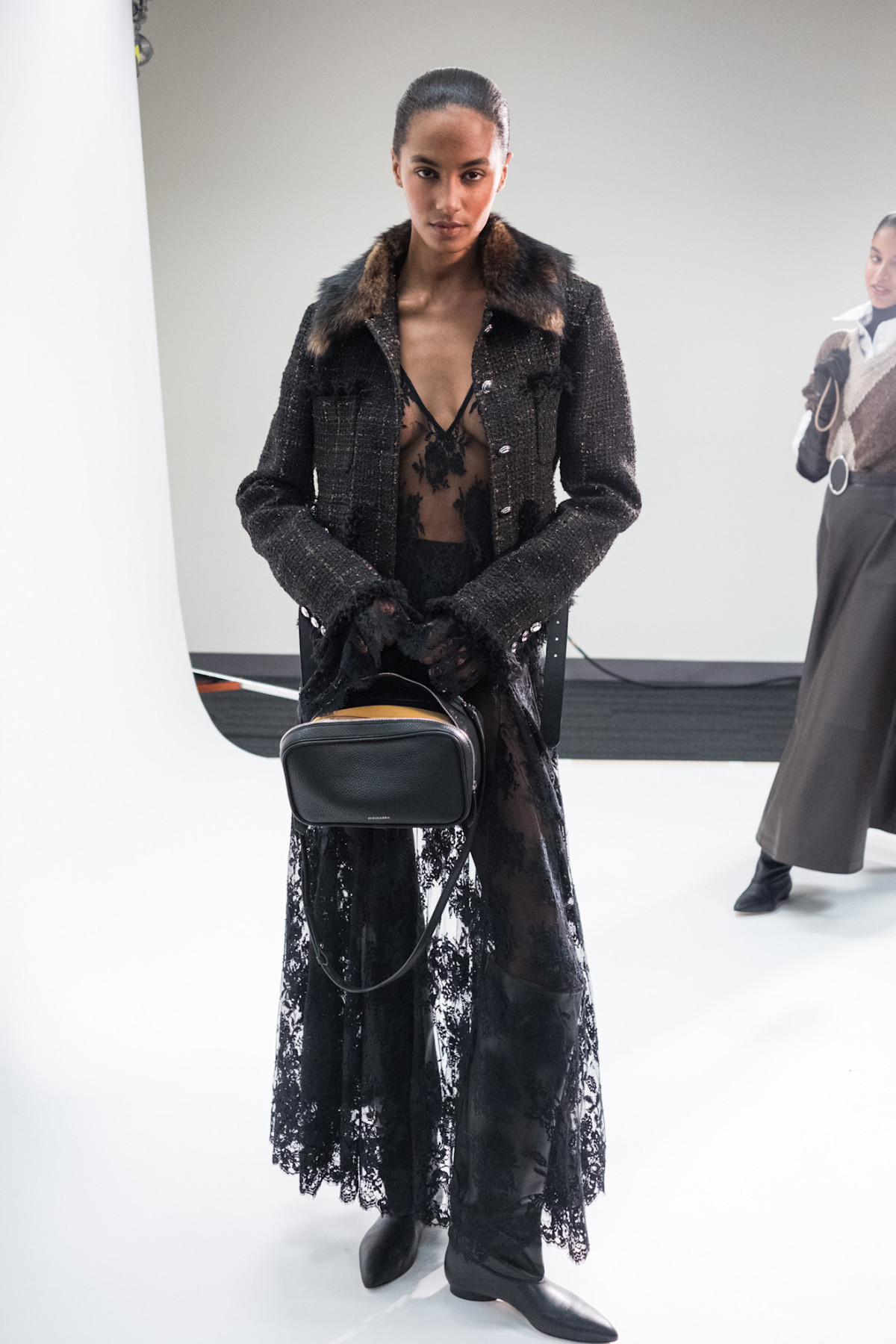 Відверті сукні з нью-йоркських показів: які моделі оберуть знаменитості?
3