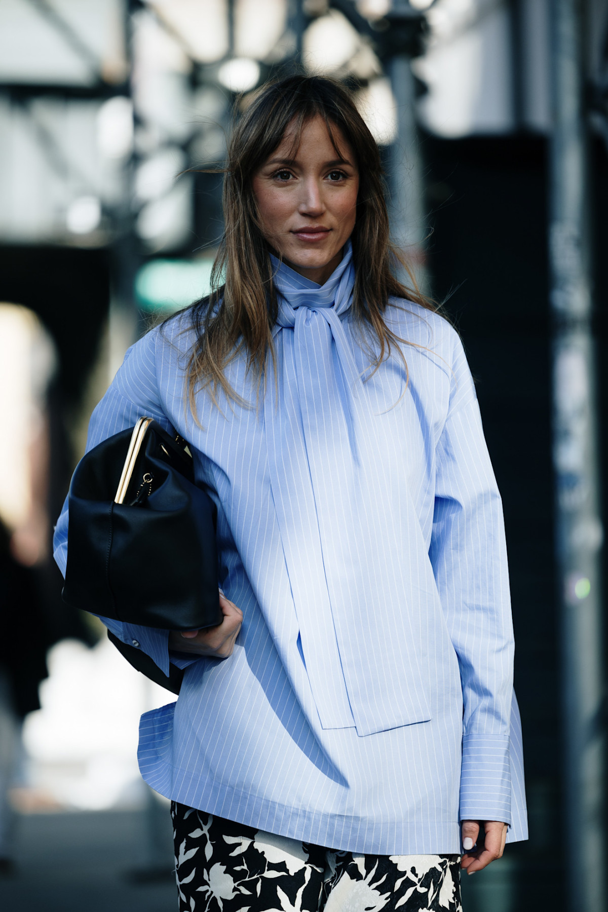 Актуальні сумки на Тижні моди в Нью-Йорку: вибір стильних жінок
4