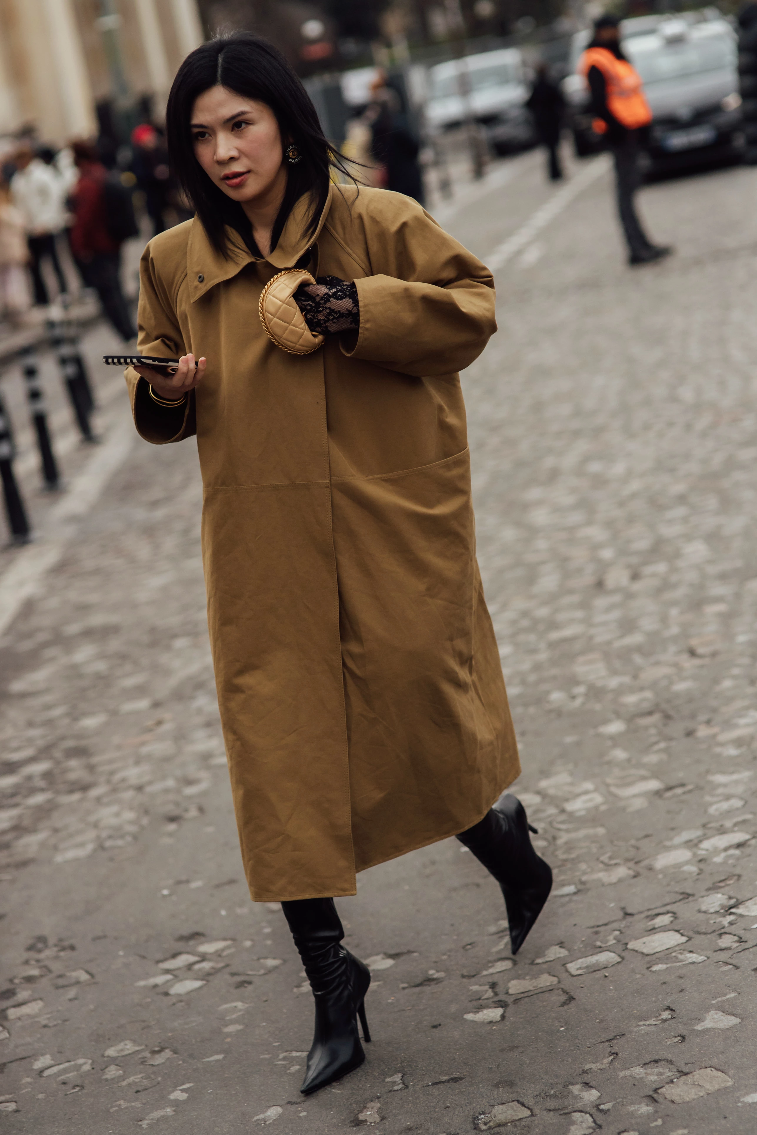 Вуличний стиль: образи від відвідувачів Паризького тижня моди
20