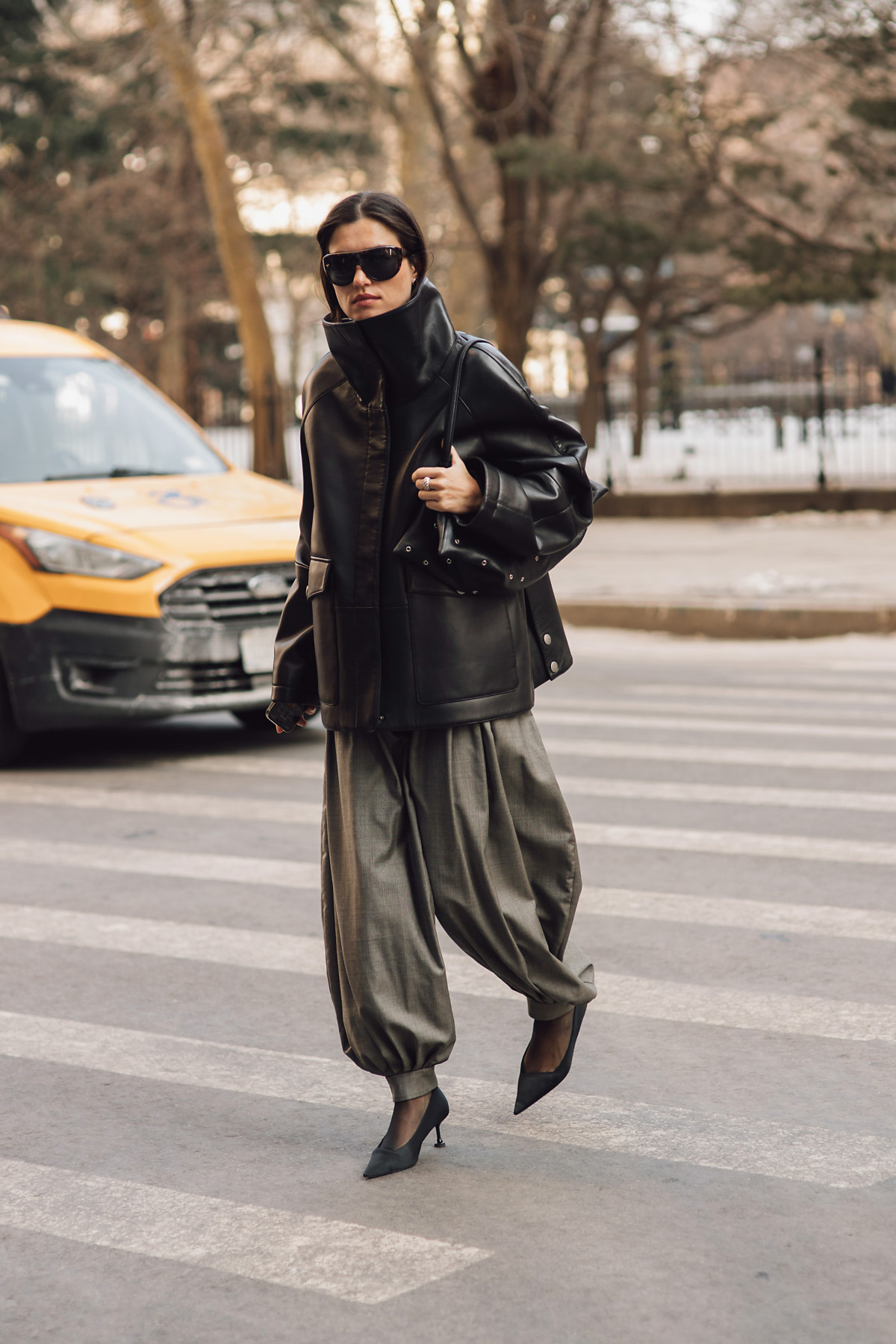 Тренди весняного верхнього одягу 2026: натхнення від нью-йоркського стилю
14