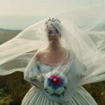 Грозовий перевал: Марго Роббі й Джейкоб Елорді вдихають життя у роман Бронте