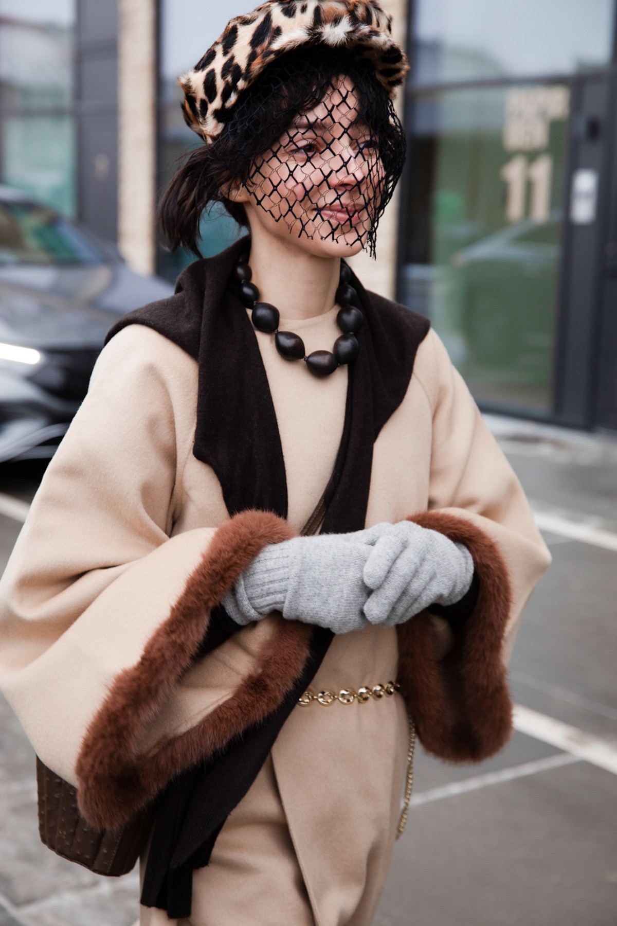 Перетворення стилю: використовуючи тільки капелюшок-"таблетку"
11