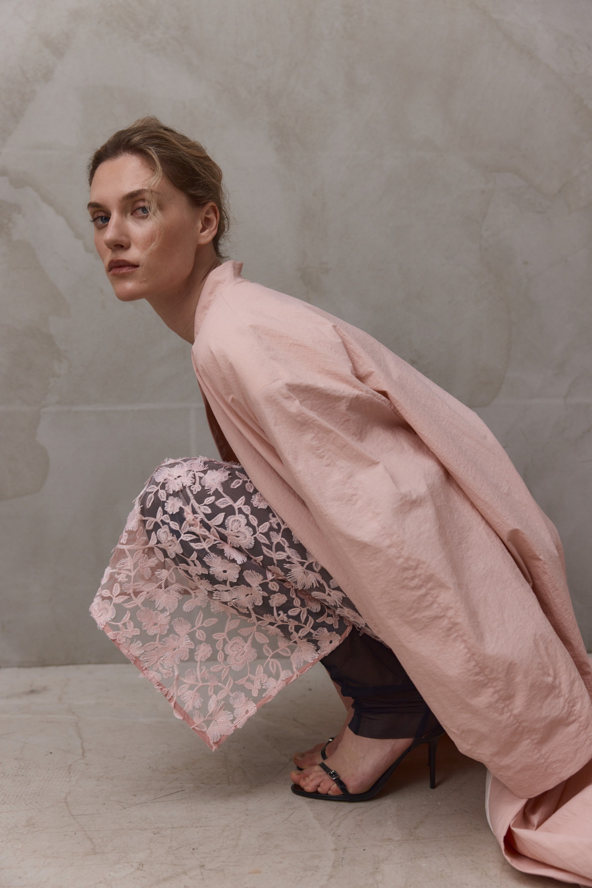 Поради для покупок: освіжаємо весняний гардероб стильними речами від українських марок
3