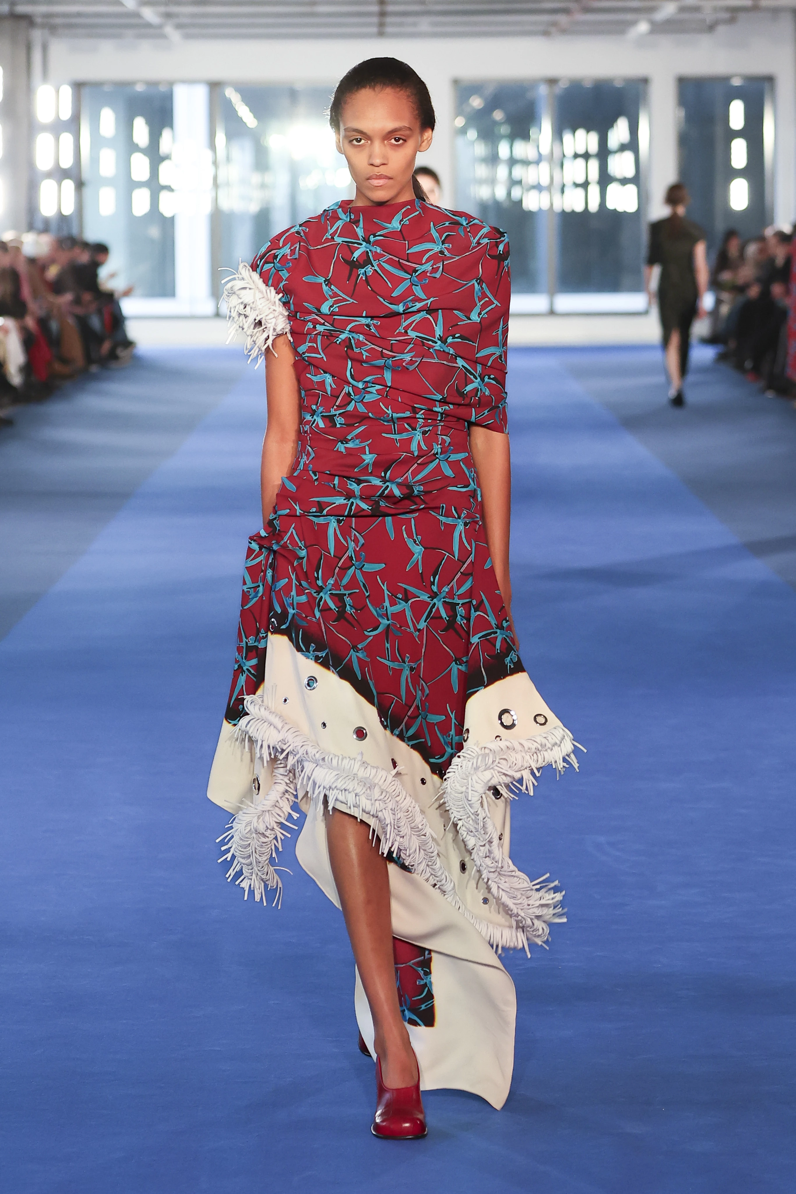 Свіжий погляд: перша збірка Рейчел Скотт для Proenza Schouler осінь-зима 2026/2027
18