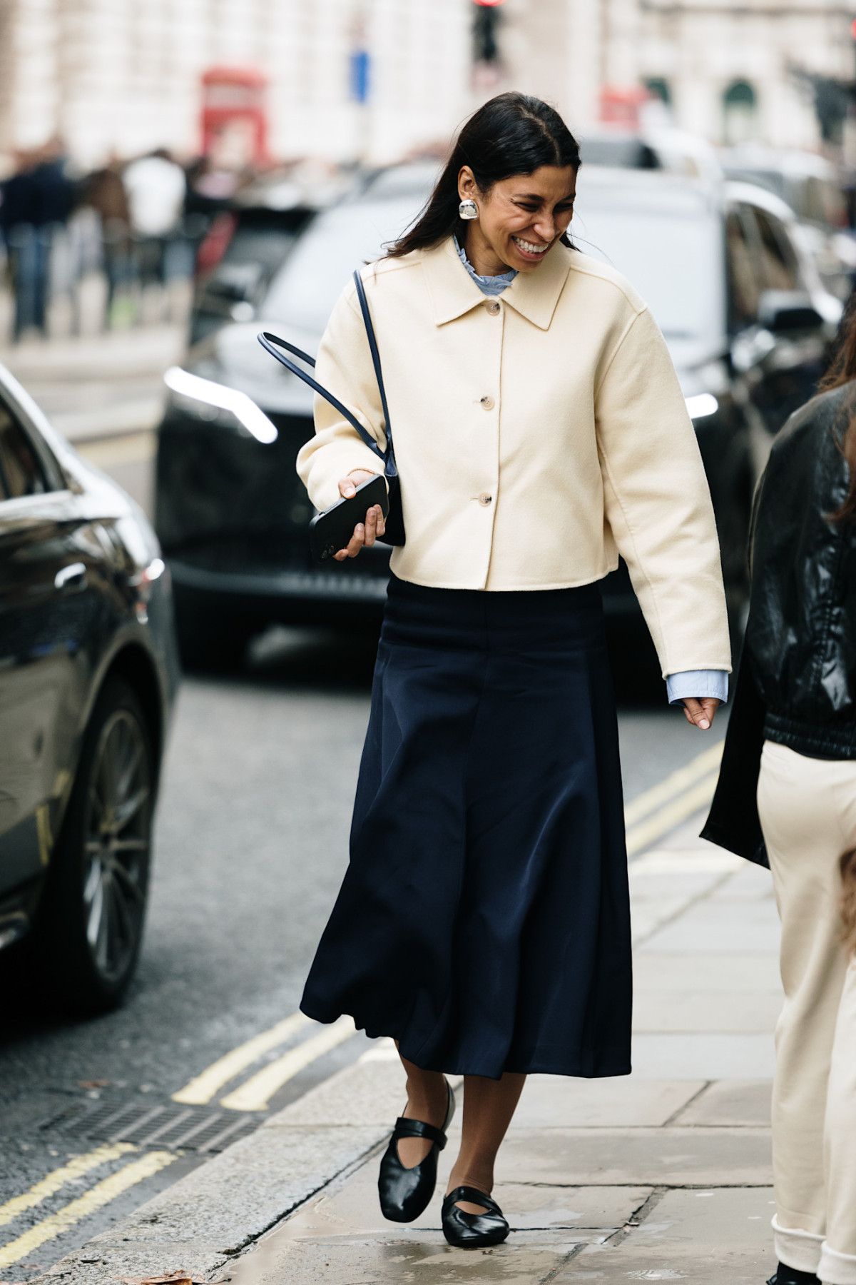 5 простих стилів з Лондонського тижня моди для вашого щоденного гардеробу
3