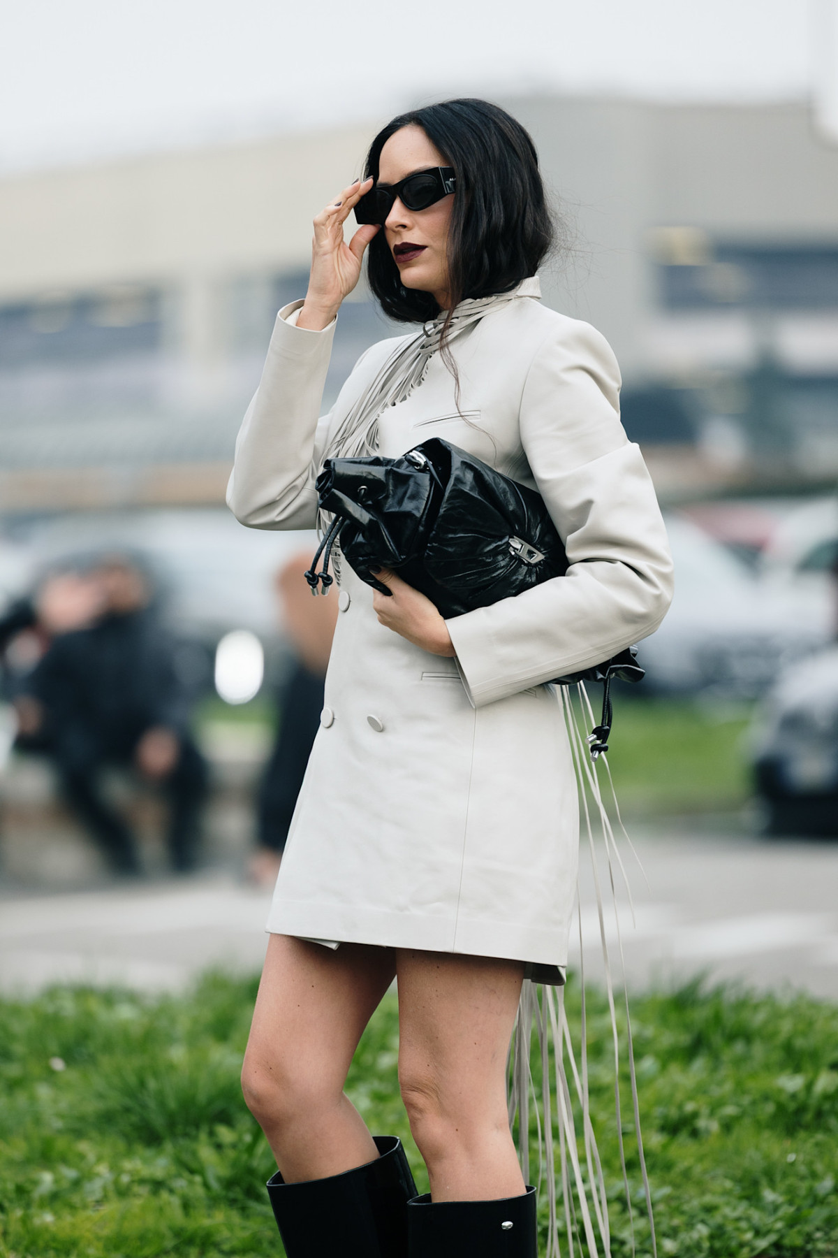 Найважливіший весняний тренд: стильні окуляри від сонця, помічені на Тижні моди в Мілані.
9