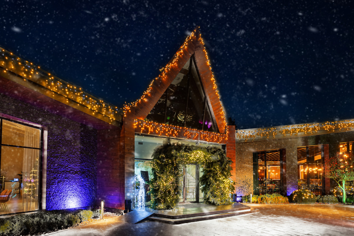 SPA відпочинок під Києвом: RIVERWOOD SPA, оздоровчі програми, басейн і термальні обряди