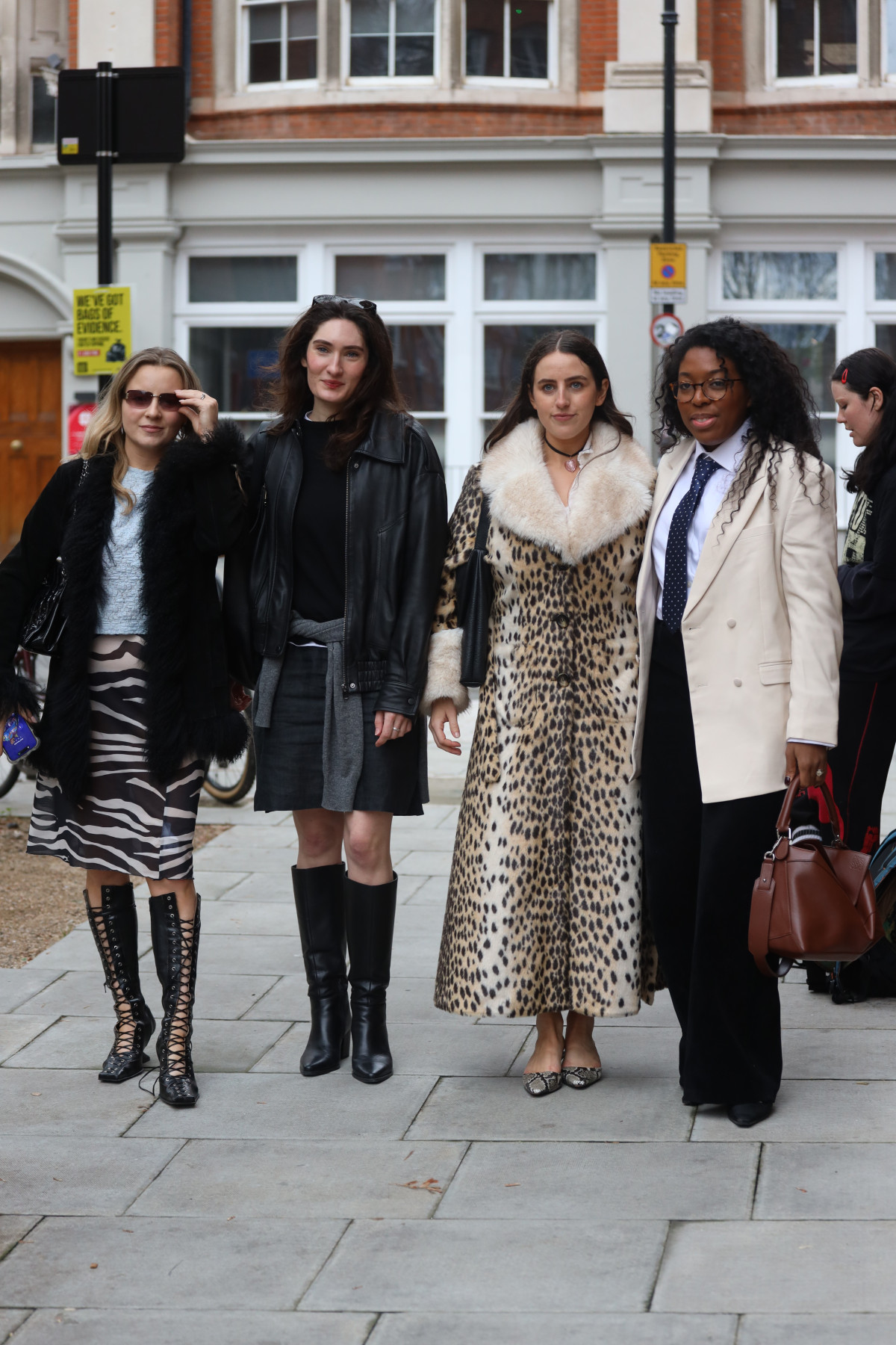 Деталі вирішують: ключові тренди з Лондонського тижня моди
5