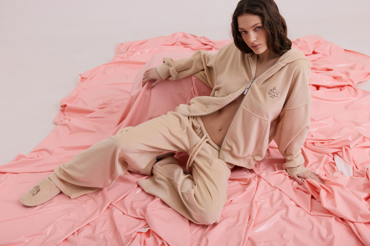 Поради для покупок: освіжаємо весняний гардероб стильними речами від українських марок
0