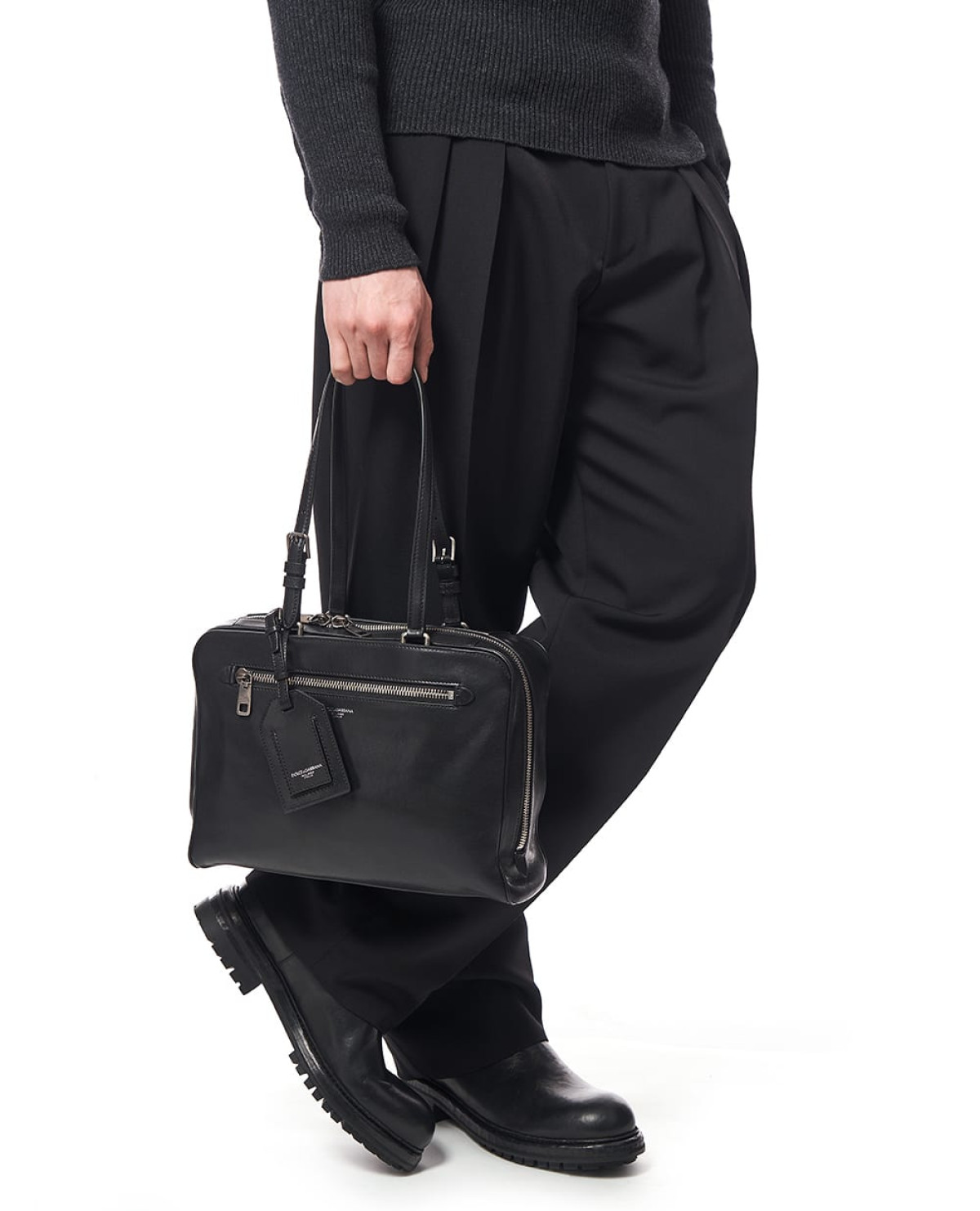 Трендовий порадник: створюємо елегантний лук до Дня закоханих — 2026
21