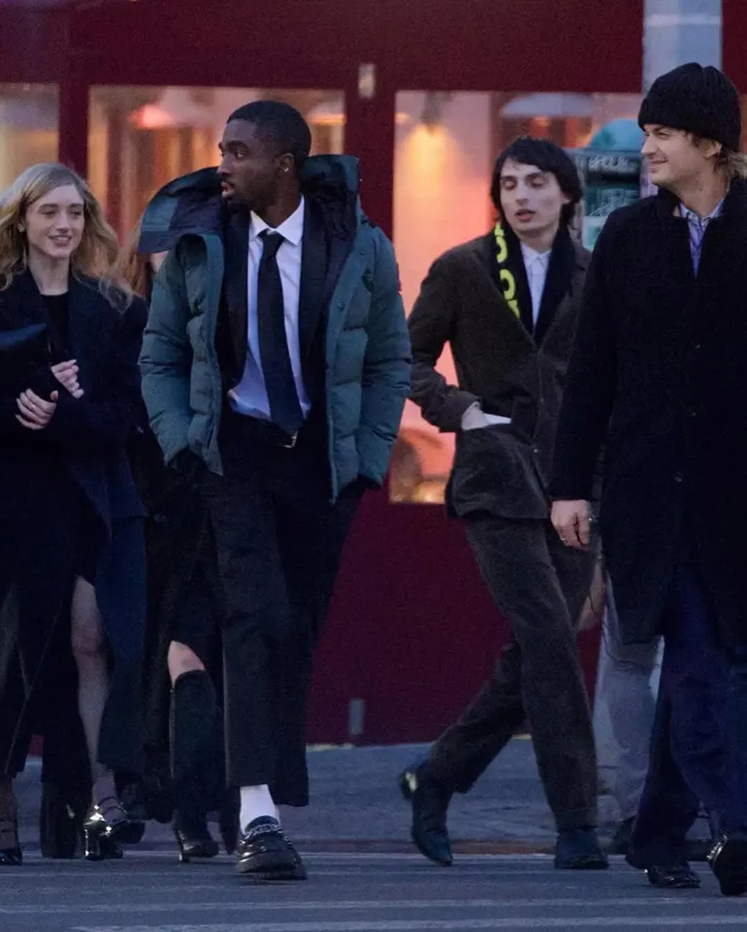 Мая Гоук, дитина Уми Турман і Ітана Гоука, одружилася.
3