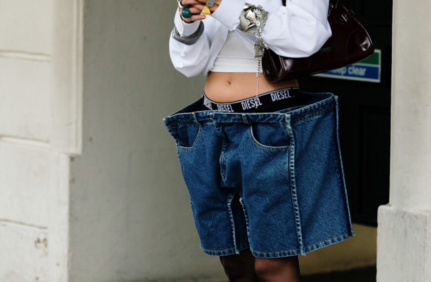 Джинси від KSENIASCHNAIDER: актуальні моделі сезону