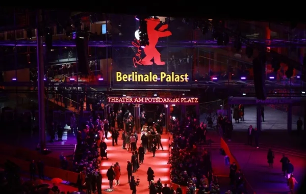 “Берлінале-2026: політичні демарші та звернення на відкритті. Вендерс пропонує розмежувати кінематограф і політику – культурні події”