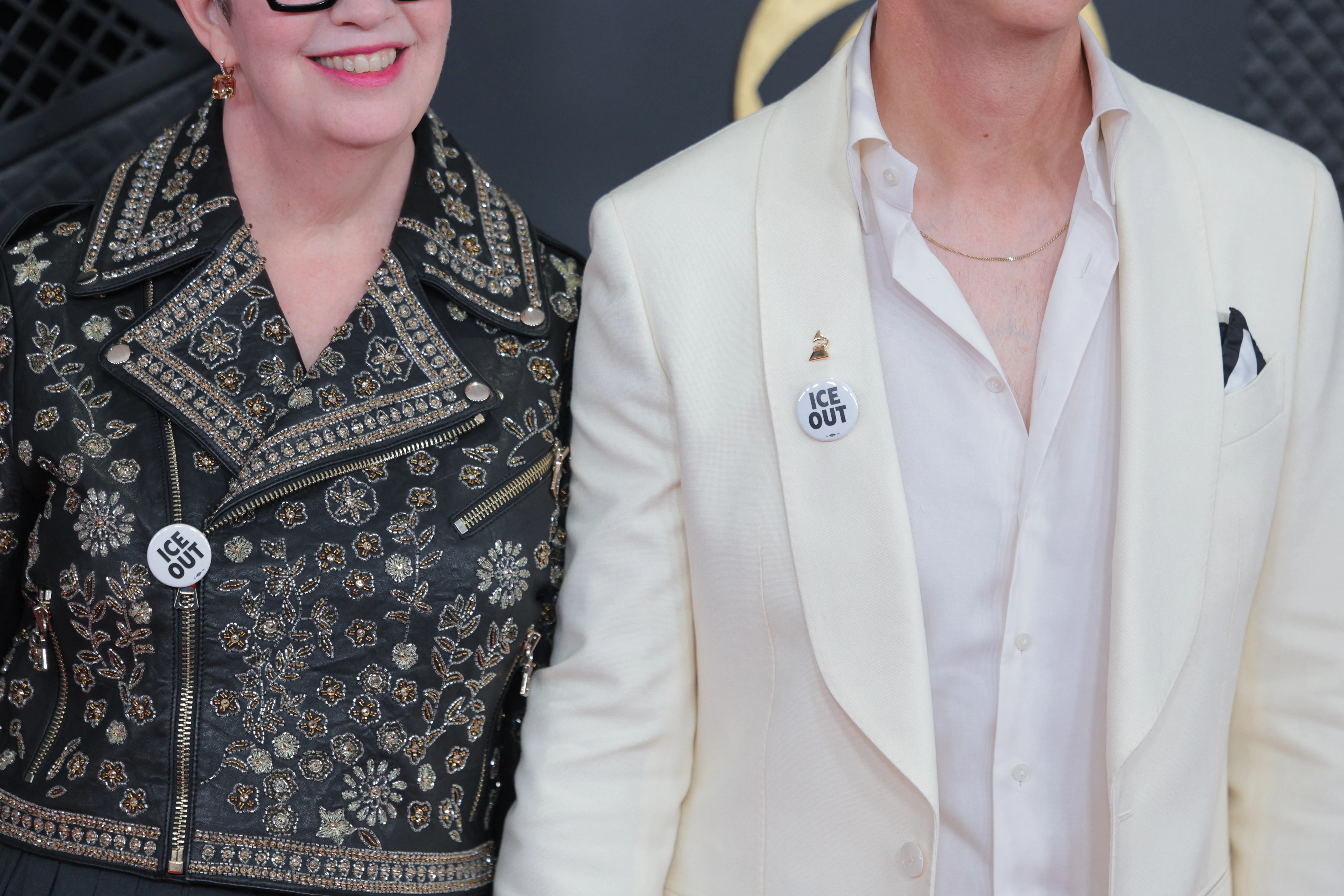 Чи були брошки топ-аксесуаром на церемоніях нагородження у 2026?
4