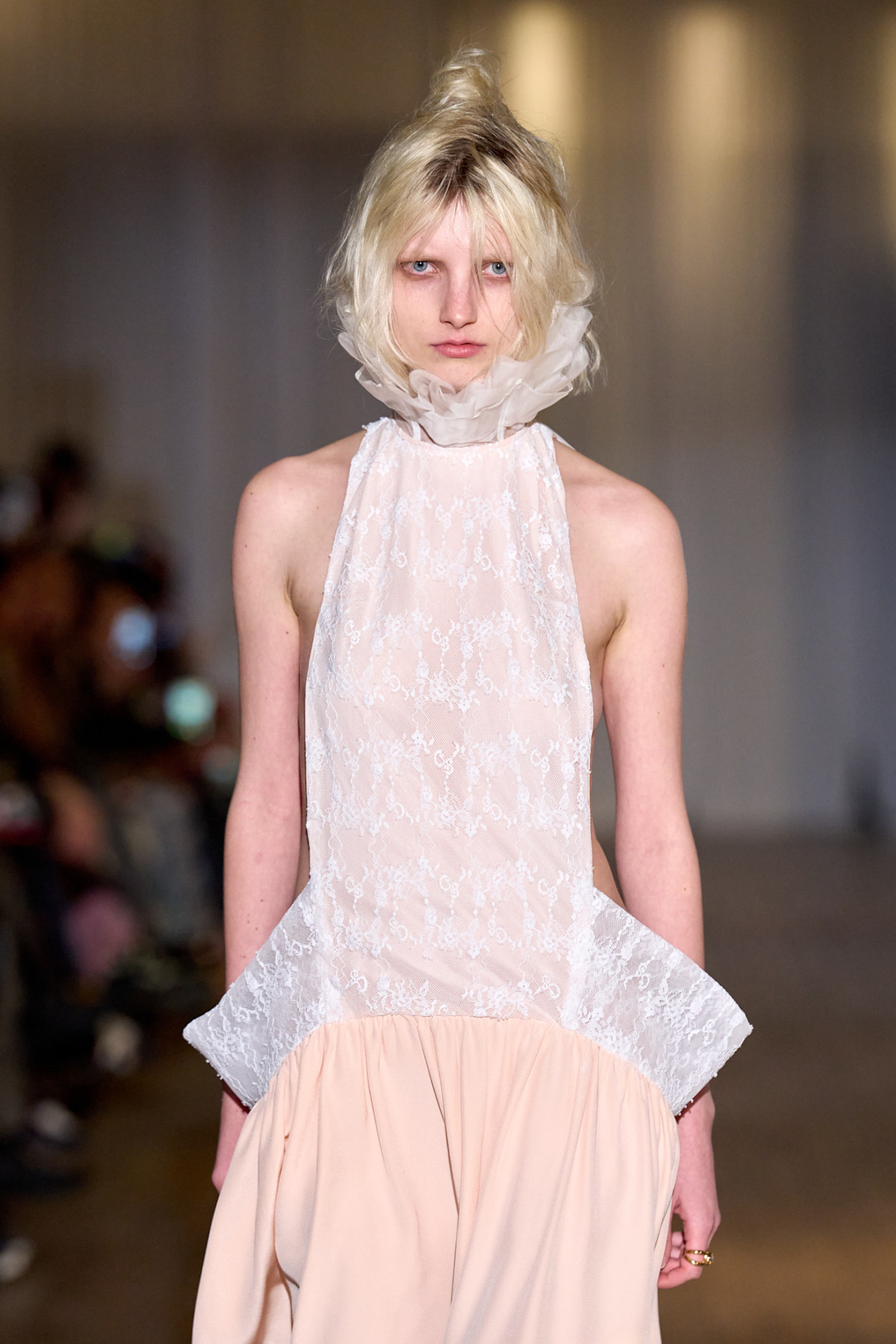 6 лайфхаків від нью-йоркських стилістів для миттєвого апгрейду вашого одягу.
19