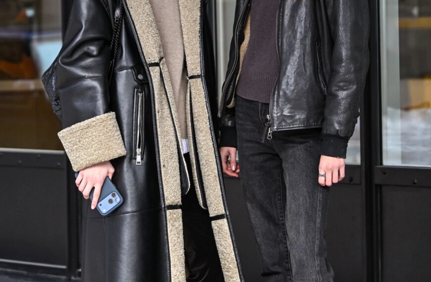 Плісировані лофери: фаворит моделей на Нью-Йоркському тижні моди у міжчассі.