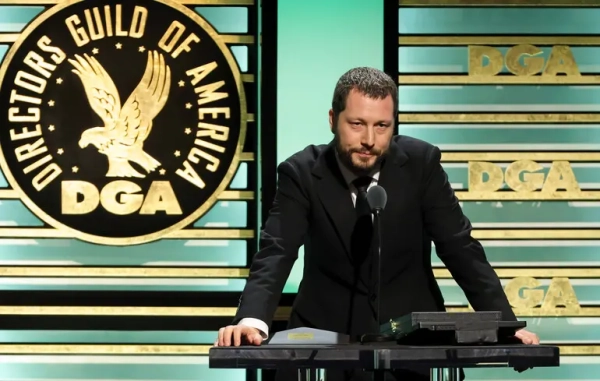 Мстислава Чернова нагородили відзнакою Режисерської гільдії: стрічка про війну в Україні отримала&hellip;