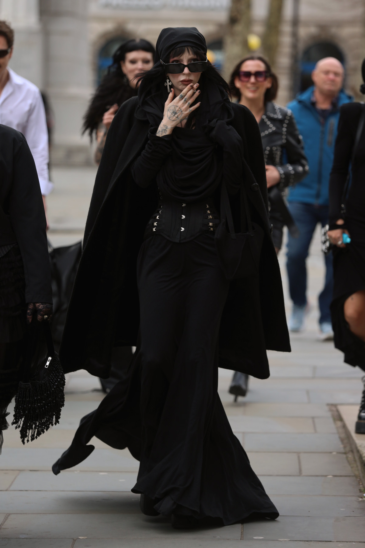 Деталі вирішують: ключові тренди з Лондонського тижня моди
9