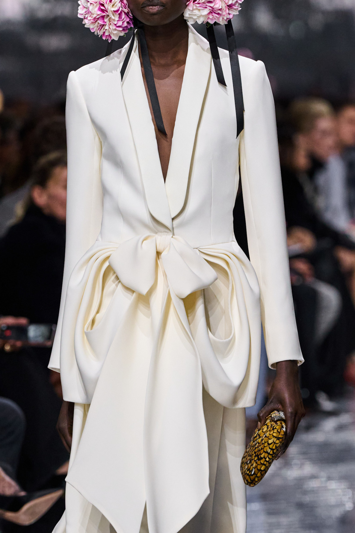 Ключові віяння весільних вбрань з Паризького тижня високої моди
21