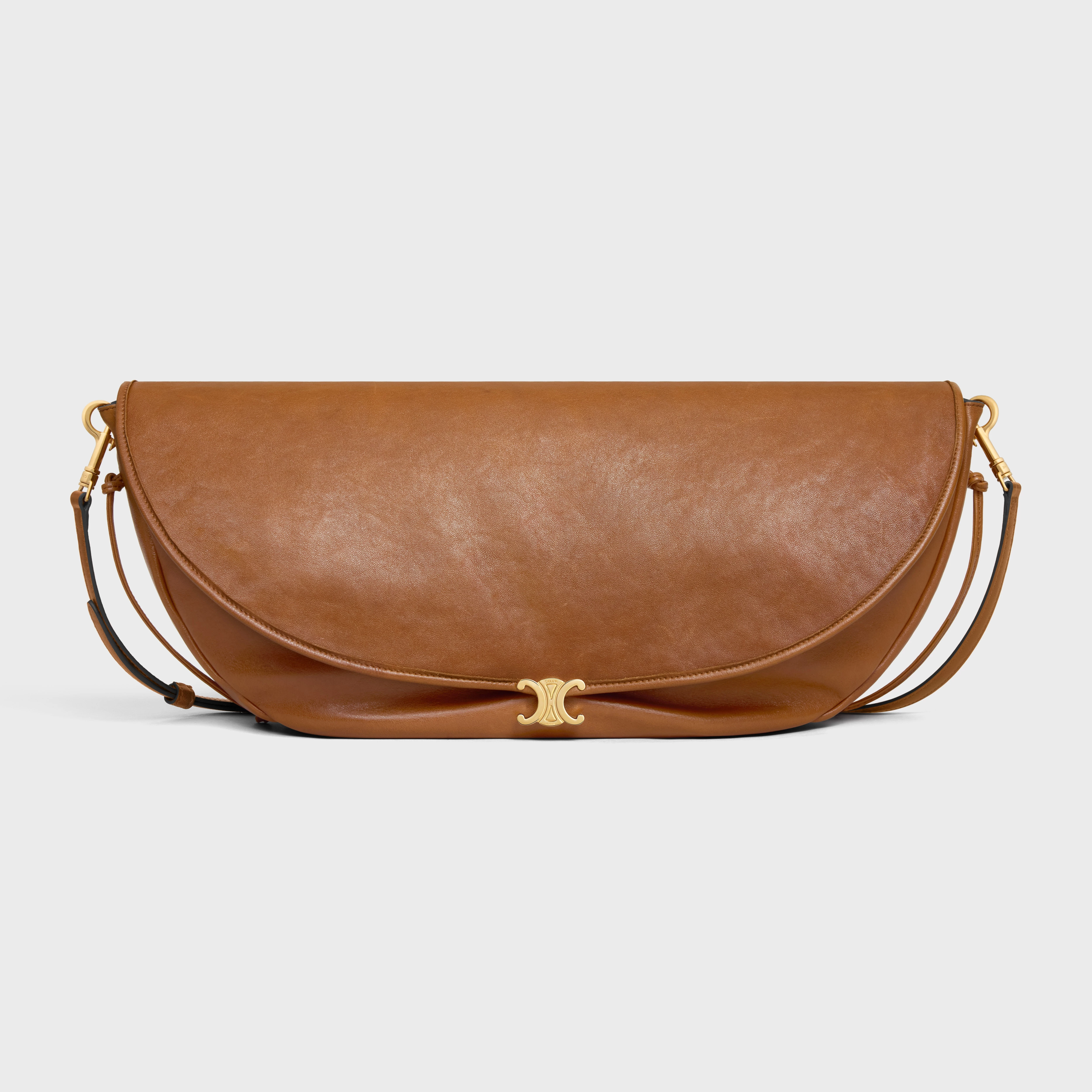 Топ-12 фірмових сумок для вигідних вкладень у 2026-му
3