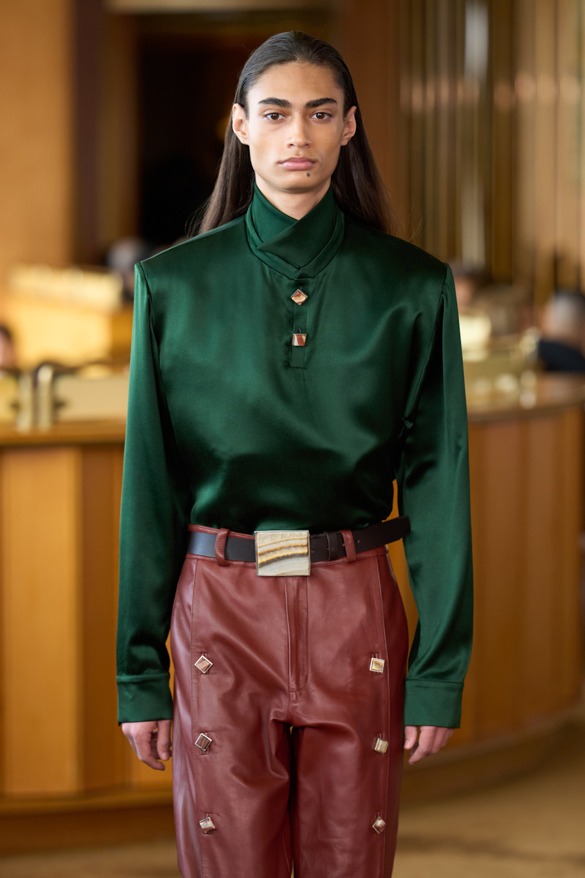 6 лайфхаків від нью-йоркських стилістів для миттєвого апгрейду вашого одягу.
18