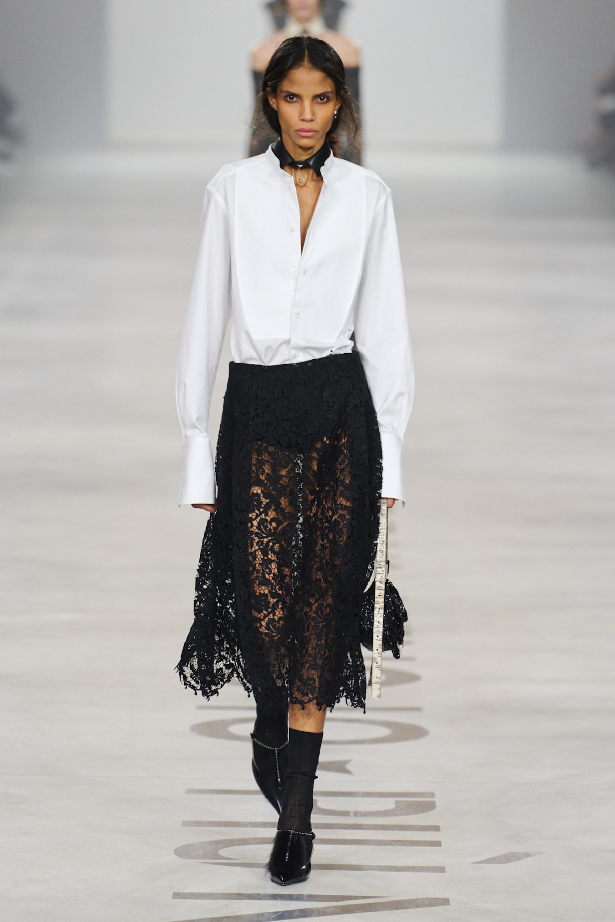 Марія Грація К'юрі вперше у Fendi: невже це справді настільки нецікаво, як стверджує онлайн модна тусовка?
0