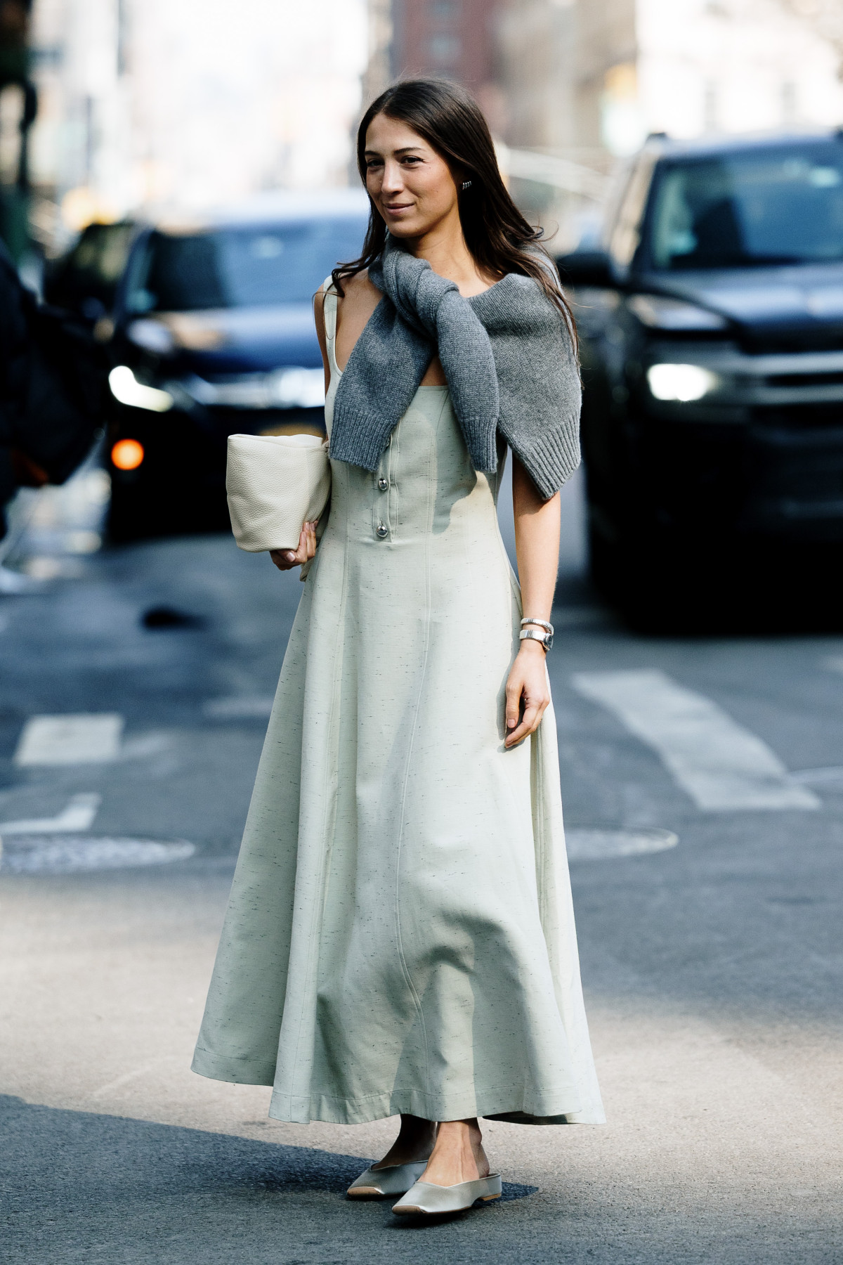 Весняний шик: 28 зразків взуття в стилі мешканців Нью-Йорка, які вже в тренді
20