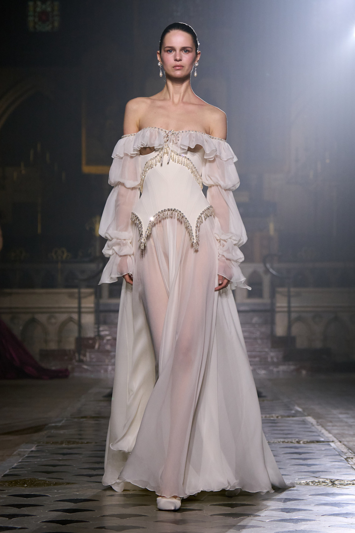 Ключові віяння весільних вбрань з Паризького тижня високої моди
11