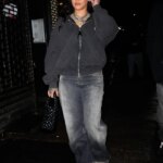 5 свіжих відтінків деніму, що додадуть вашому весняному луку оригінальності