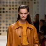 Яскрава шкіряна спідниця знову в тренді: 5 найстильніших варіантів