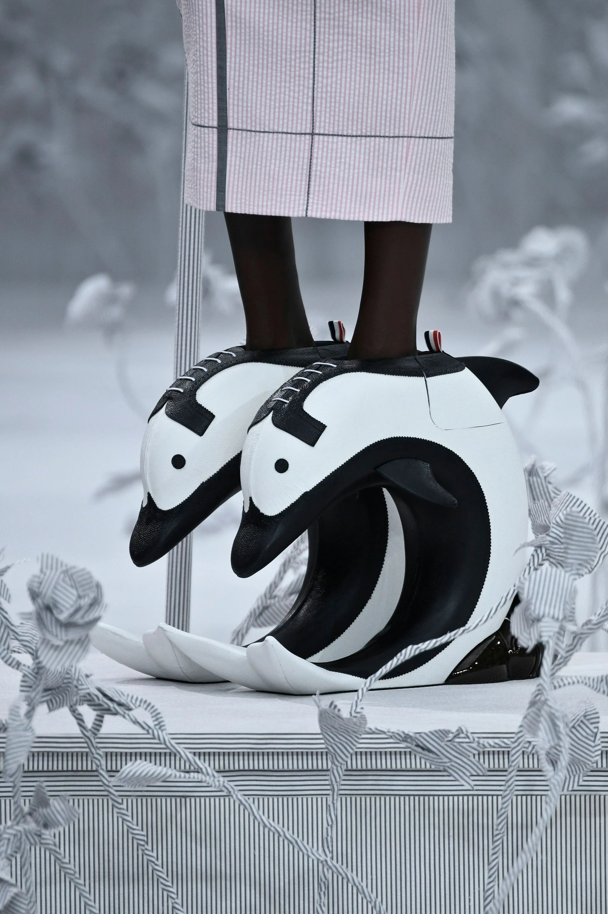 Найбільш екстравагантне взуття в історії моди.
5