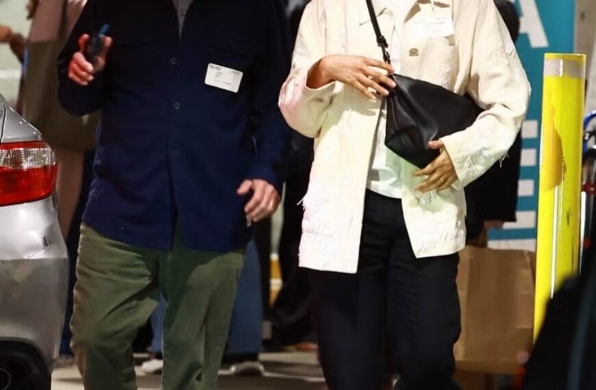 Зендая дебютує з новою мікробоб-стрижкою перед прес-туром драми