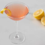 Коктейль “Космополітен”. Як його готують?