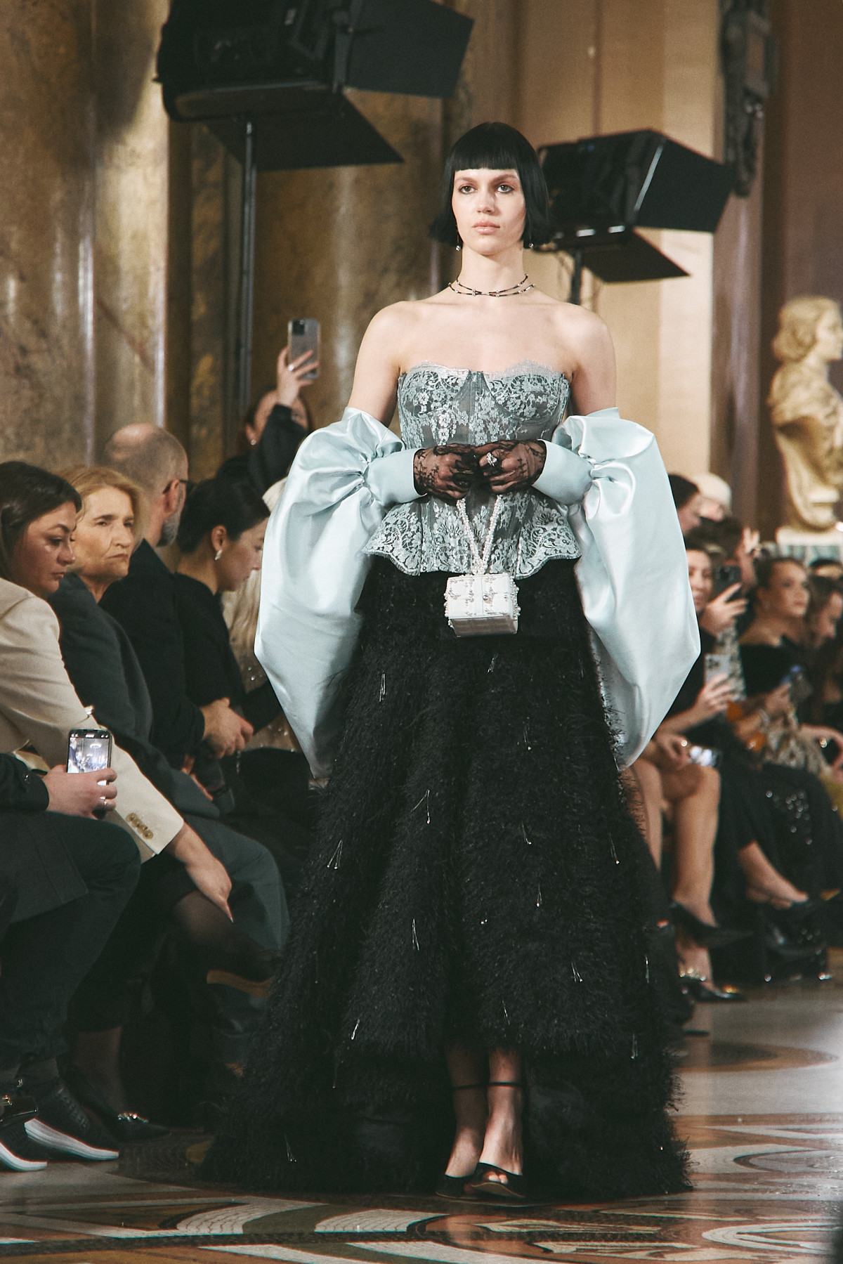 YS Couture: Український погляд на Паризькому подіумі
29