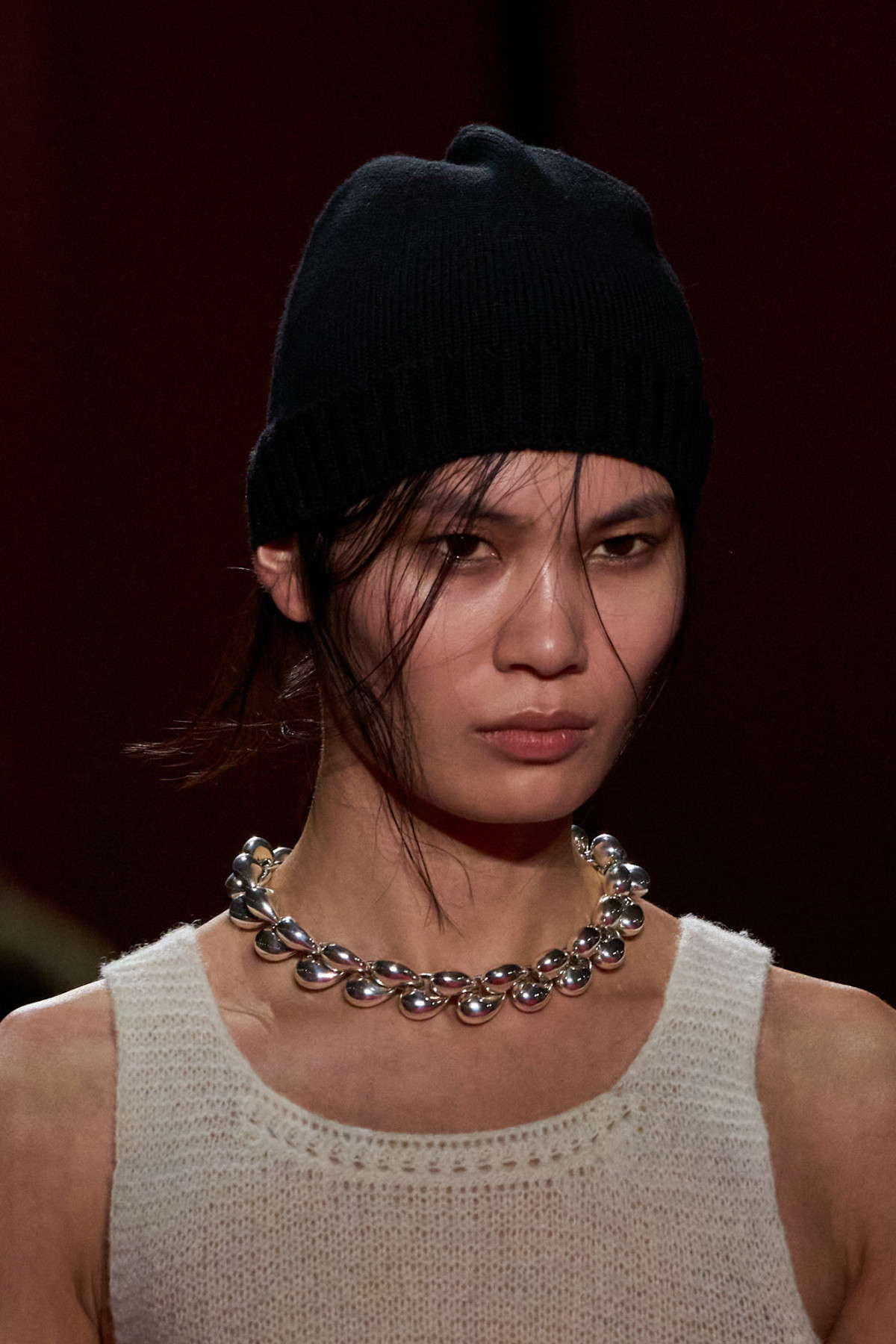 В'язані шапки знову в моді: несподіване рішення від Bottega Veneta
3