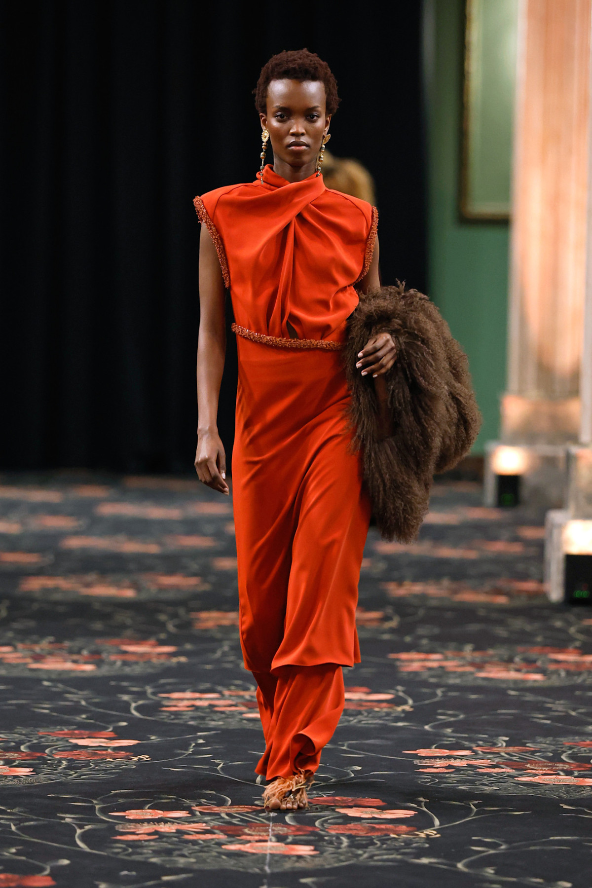 Барвиста іспанська мода: 6 зухвалих тенденцій з мадридського тижня моди
20