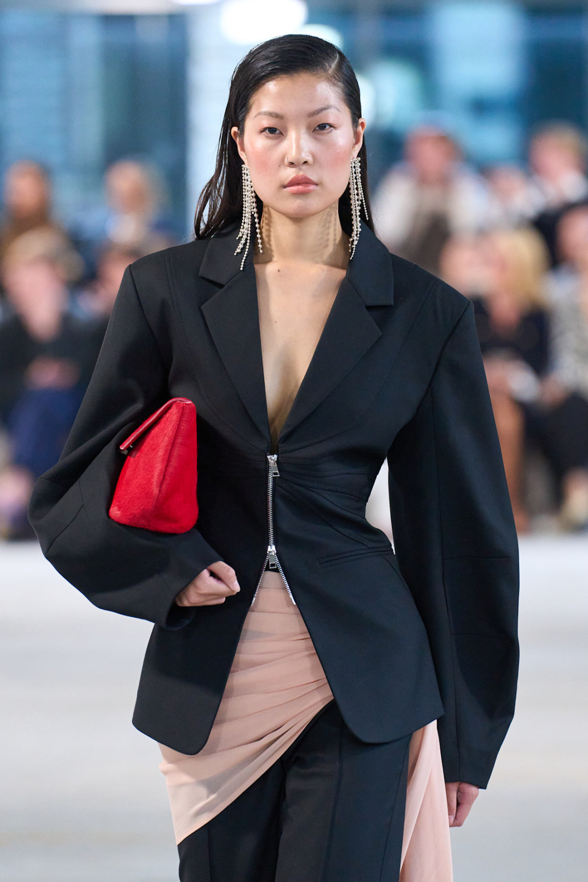 Нова весняна збірка: 12 обновок для вашого гардеробу.
6