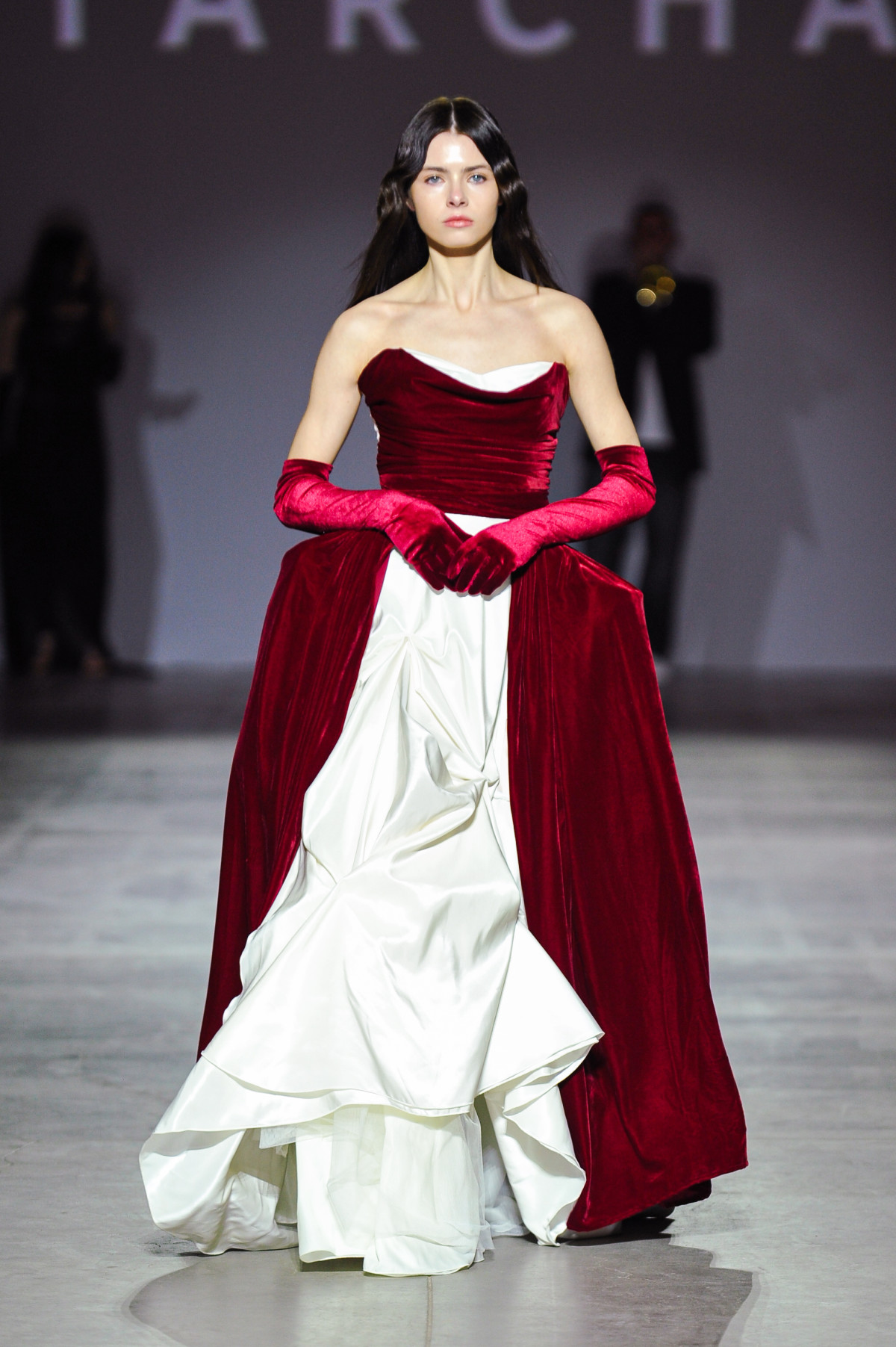 Які новинки презентували модельєри на другий день UFW
21