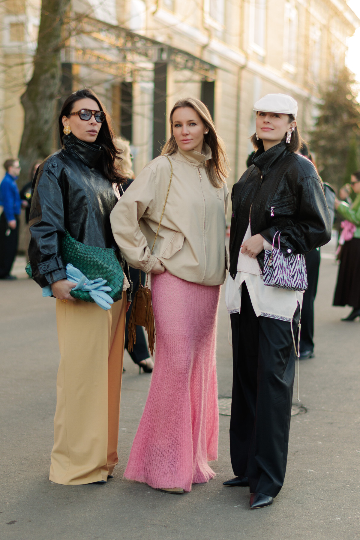 Вулична мода: образи відвідувачів третього дня Ukrainian Fashion Week осінньо-зимового сезону 2026/27
84