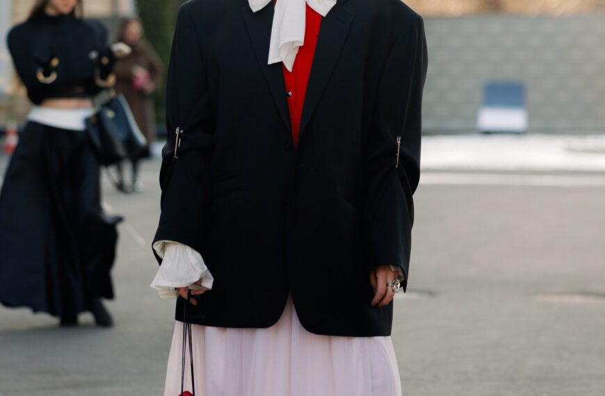 Вулична мода: образи відвідувачів третього дня Ukrainian Fashion Week осінньо-зимового сезону 2026/27