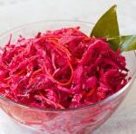 Що спільного у ліки та салату? Про користь капусти білокачанної