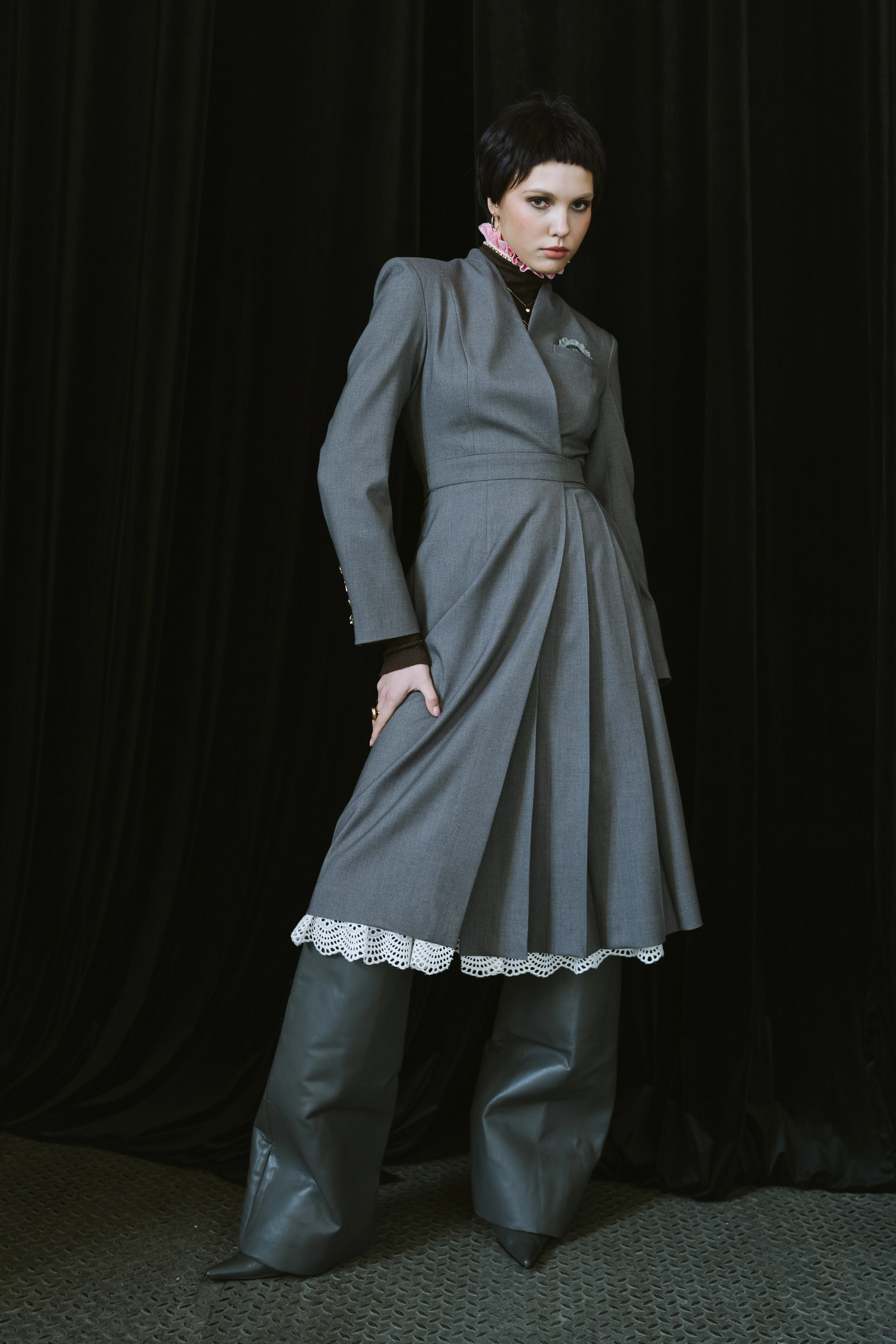 Торік марка TONiA представила свіжу лінію на Ukrainian Fashion Week: історичний огляд.
1