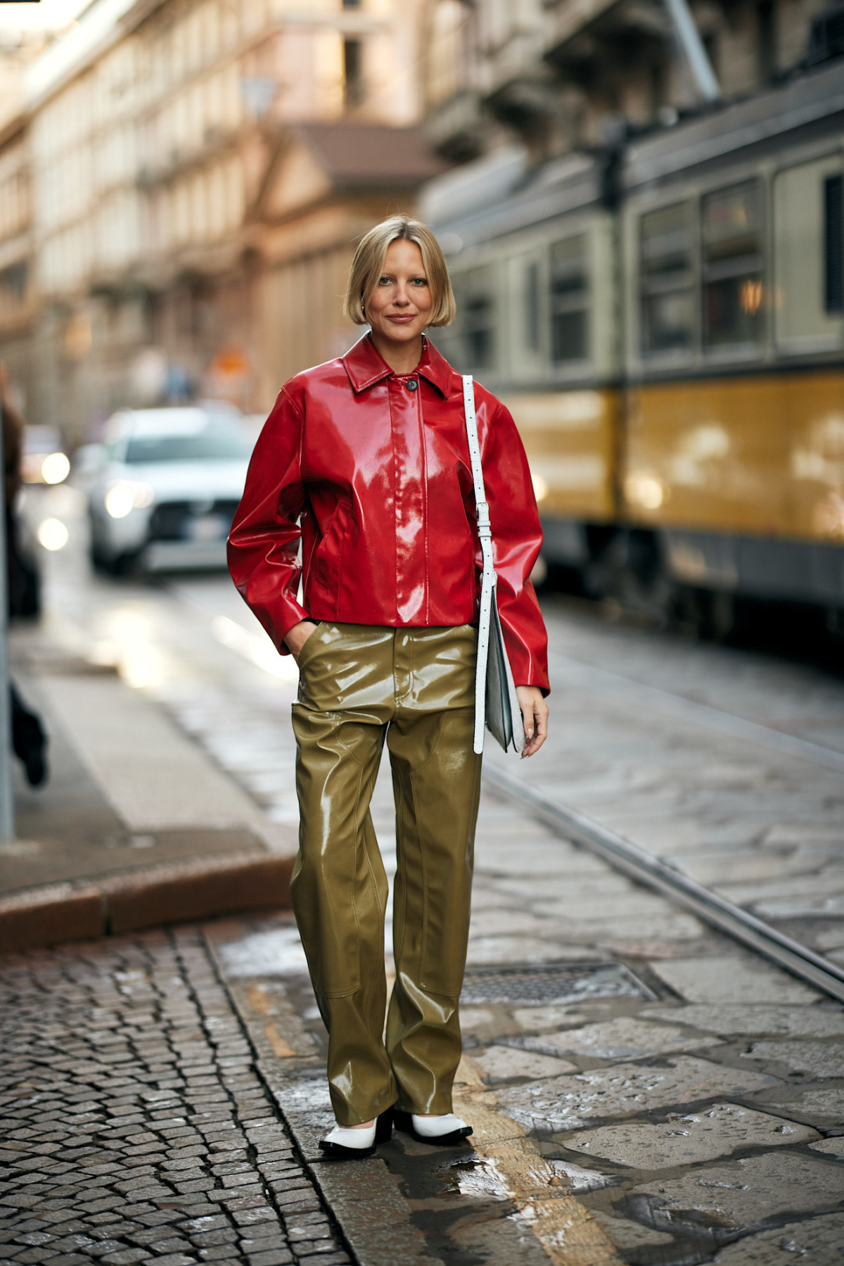 Яскраво-червоний навесні: поради стилістам18